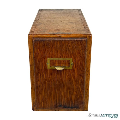 Antique quartersawn oak - antique,