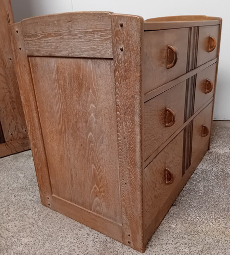 Bath cabinet makers - , arts